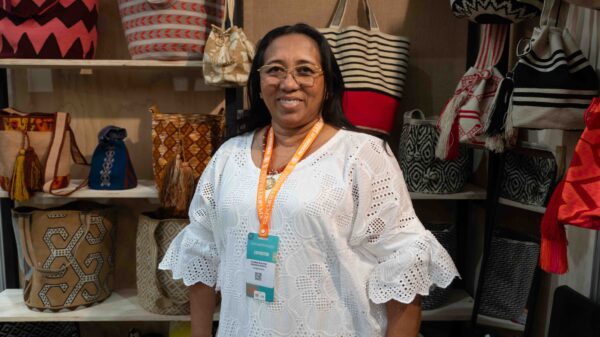 GLORIA BEATRIZ ROSADO EPIEYU