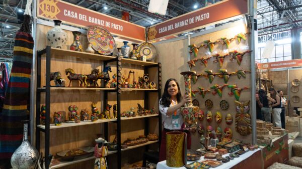 MIRIAN ESTELLA NARVÁEZ ZAMBRANO