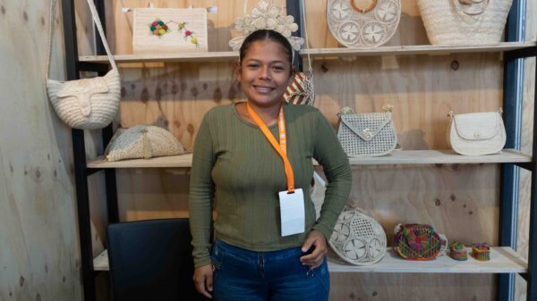 MARIA MONICA ANGULO ROMERO