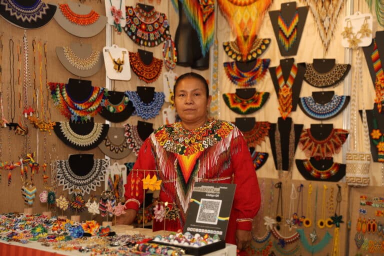 Gladys Nacavera Giupa