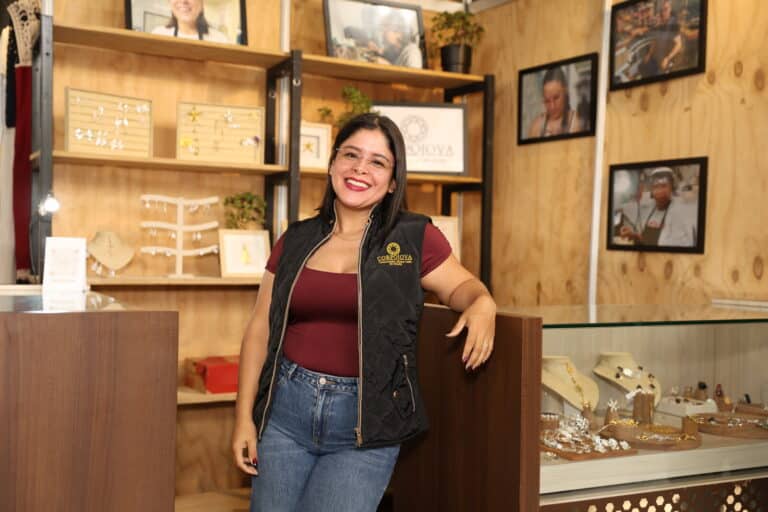 Alejandra Patricia Cadavid Salazar
