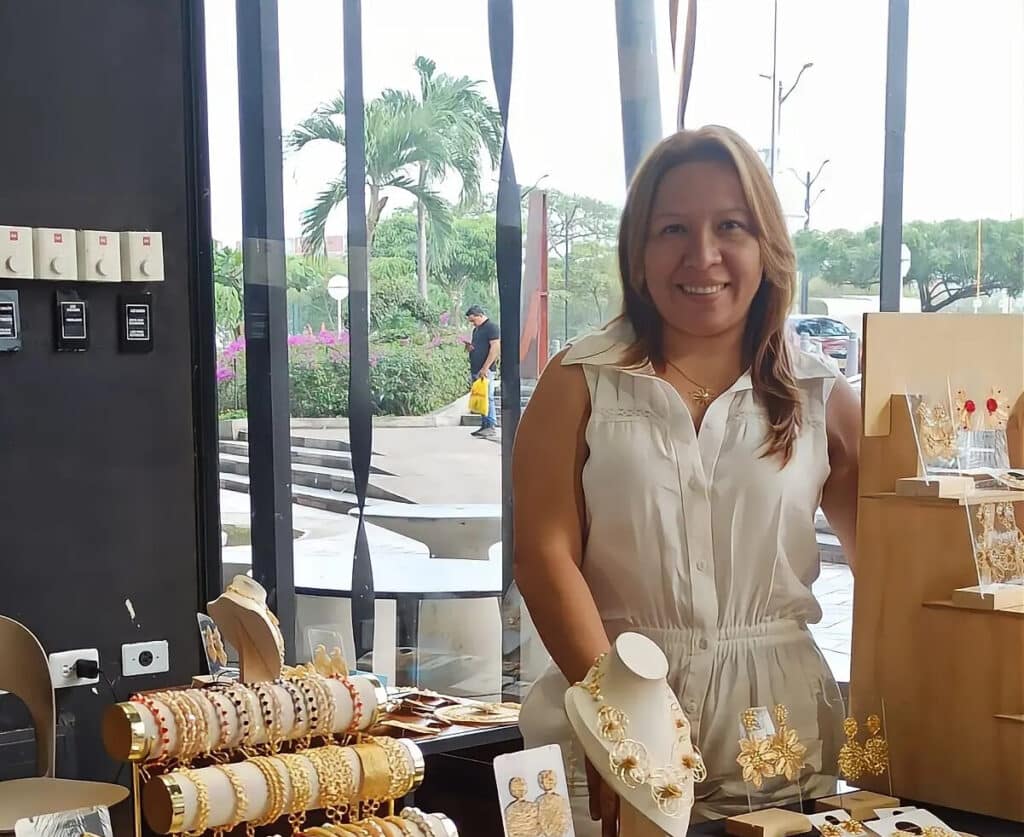 Yendry Del Carmen Colmenarez Jansasoy